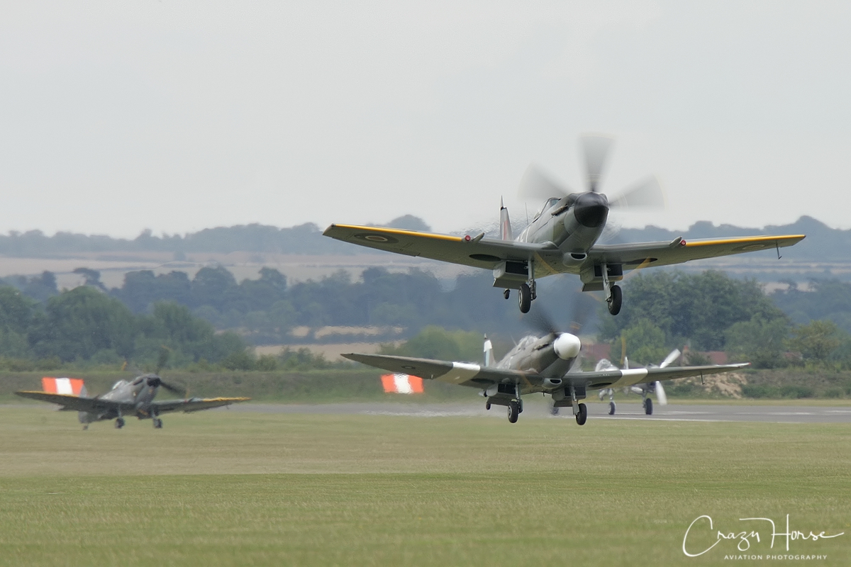 Supermarine Spitfire mass takeoff
